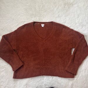 Cozy V-Neck Women's Sweater in Rusty Orange
